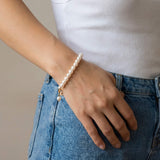 Uniform Pearl Bracelet