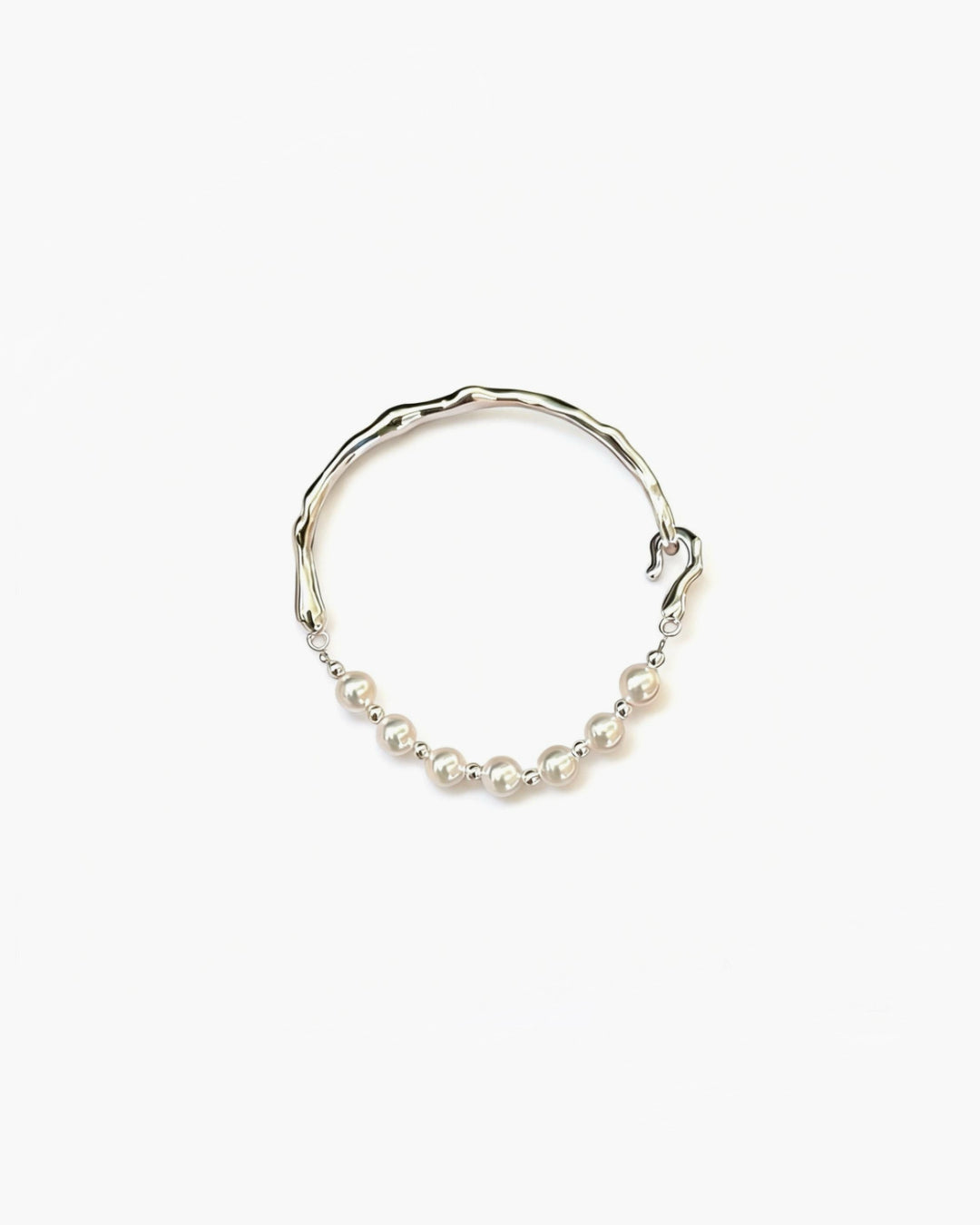Minimal sculpted pearl bracelet with silver tone by About Ease