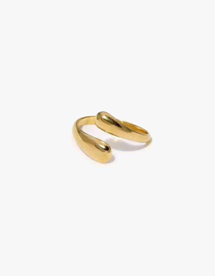 Soft Touch Ring in stainless steel with a smooth rounded open design and adjustable fit
